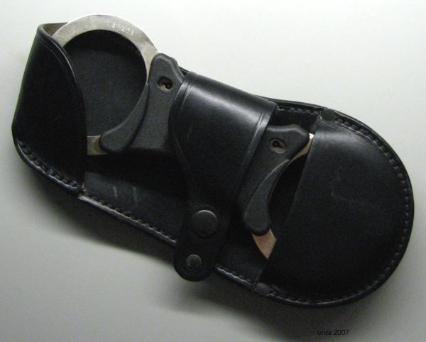 Speedcuffs in Tasche